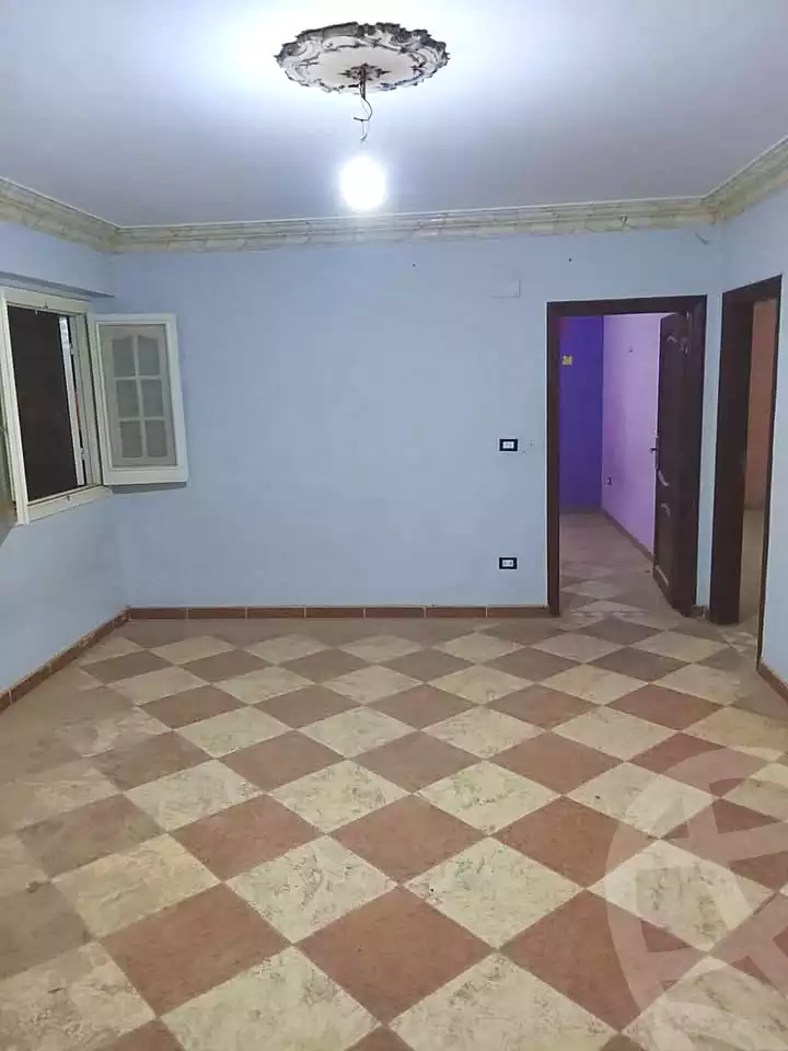 https://aqarmap.com.eg/ar/listing/6822631-for-sale-cairo-helwan-helwan-el-sharkeya-mostafa-safwat-st