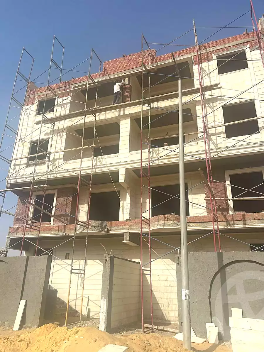 https://aqarmap.com.eg/ar/listing/6822680-for-sale-cairo-al-oubour-el-hay-el-sades-el-sayeda-nafisa-st