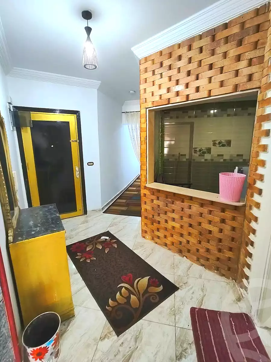 https://aqarmap.com.eg/en/listing/6822698-for-sale-alexandria-el-montazah
