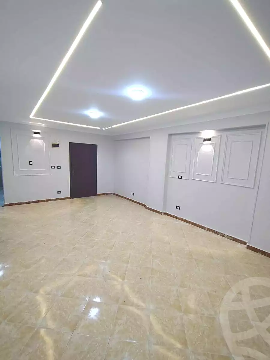 https://aqarmap.com.eg/en/listing/6822707-for-sale-alexandria-lsywf-el-falki