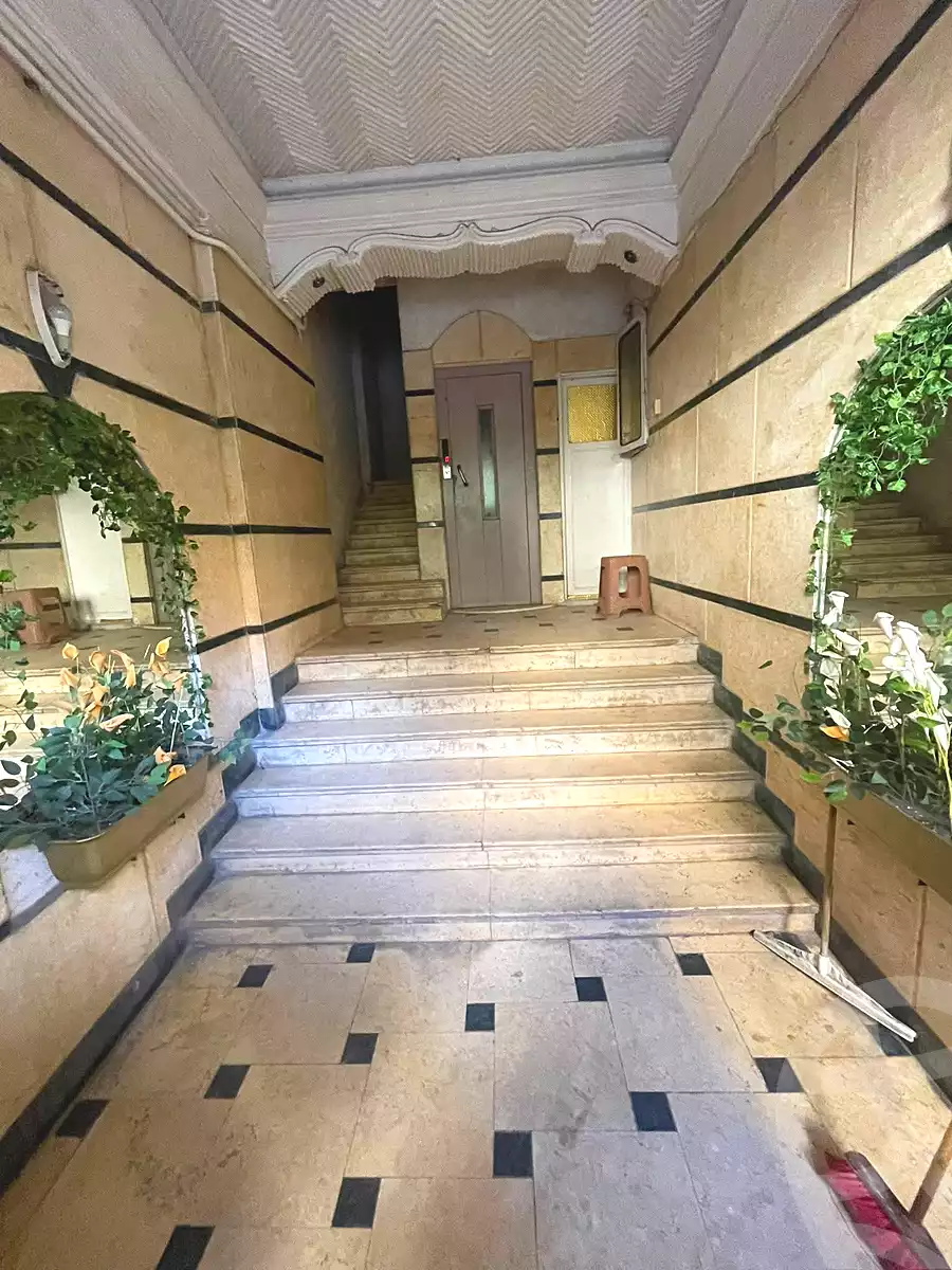 https://aqarmap.com.eg/ar/listing/6822964-for-sale-alexandria-miami-abd-allah-shehata-st