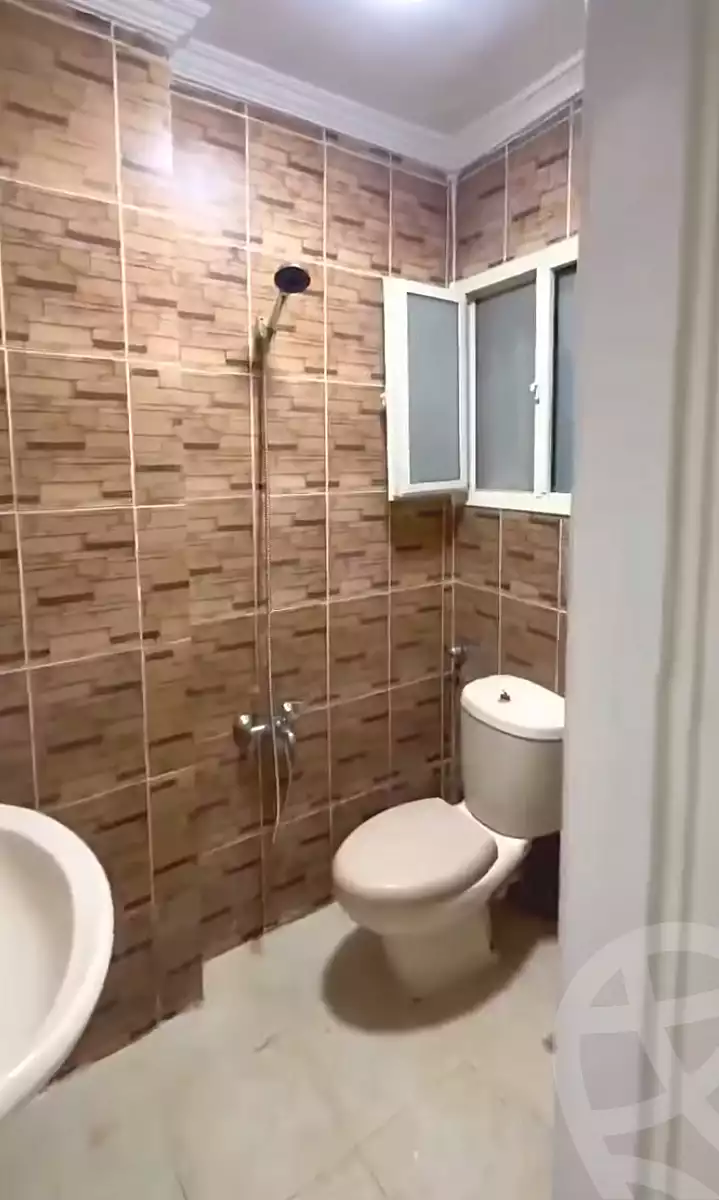 https://aqarmap.com.eg/en/listing/6823399-for-sale-alexandria-sydy-bshr-sydy-bshr-bhry-ali-hipa-st