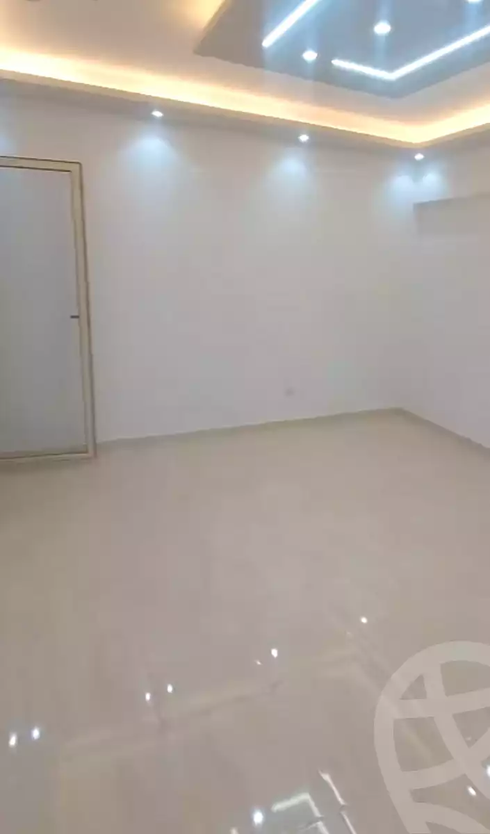 https://aqarmap.com.eg/ar/listing/6823444-for-sale-alexandria-el-montazah