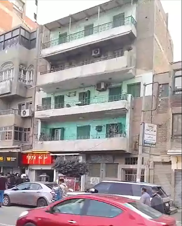 https://aqarmap.com.eg/ar/listing/6823795-for-sale-sharqia-zagazig-zagazig-city-saad-zaghloul-st