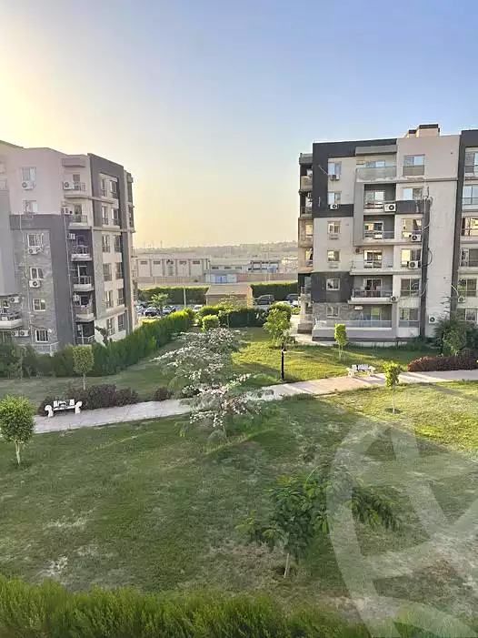 https://aqarmap.com.eg/en/listing/6823976-for-sale-cairo-el-sheikh-zayed-city-compounds-dr-msr