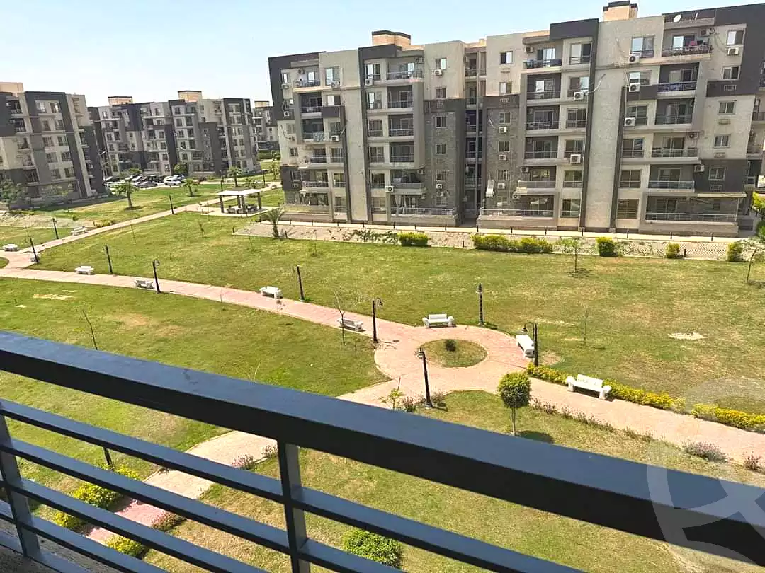 https://aqarmap.com.eg/en/listing/6823976-for-sale-cairo-el-sheikh-zayed-city-compounds-dr-msr