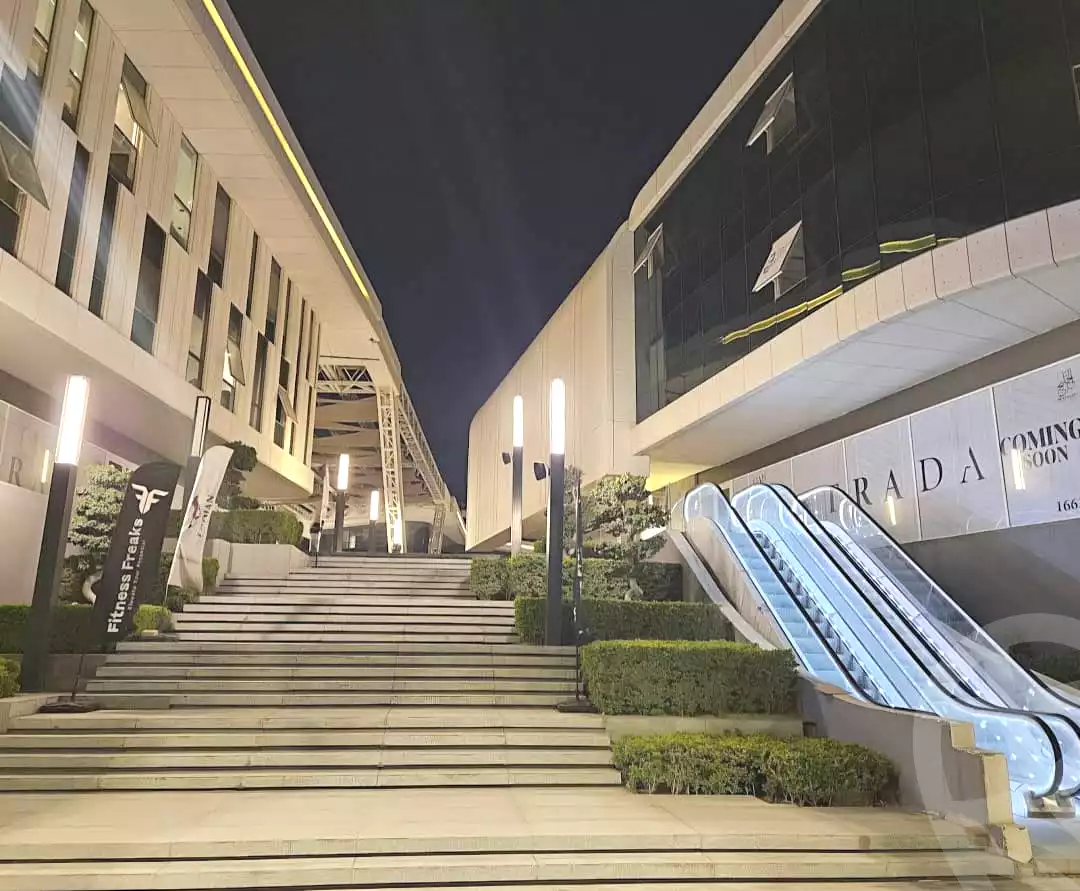 https://aqarmap.com.eg/ar/listing/6824001-for-rent-cairo-6th-of-october-compounds-mwl-sntrd-blz