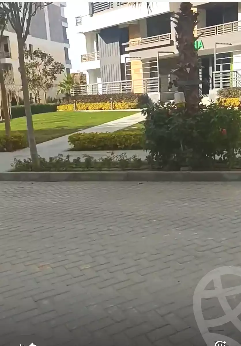 https://aqarmap.com.eg/en/listing/6413559-for-sale-cairo-new-cairo-compounds-the-icon-gardens-compound-style-home