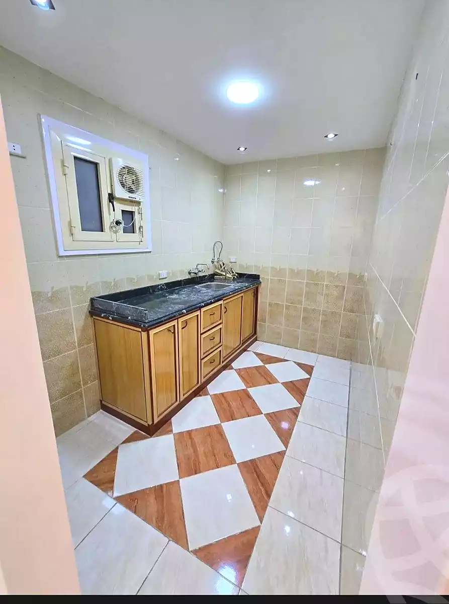 https://aqarmap.com.eg/ar/listing/6825830-for-sale-alexandria-miami-el-sebaey-st