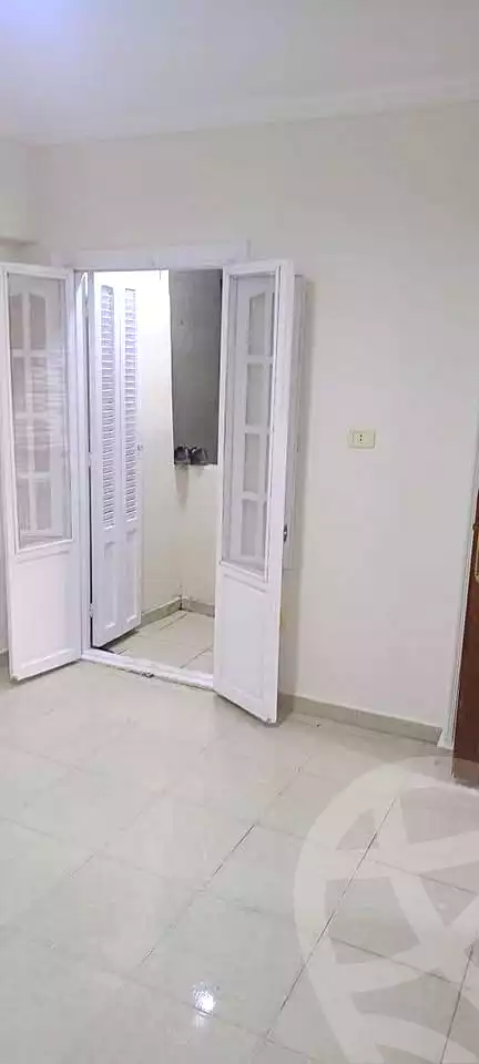 https://aqarmap.com.eg/ar/listing/6826040-for-sale-alexandria-sydy-bshr-sydy-bshr-bhry-shr-mhmd-njyb