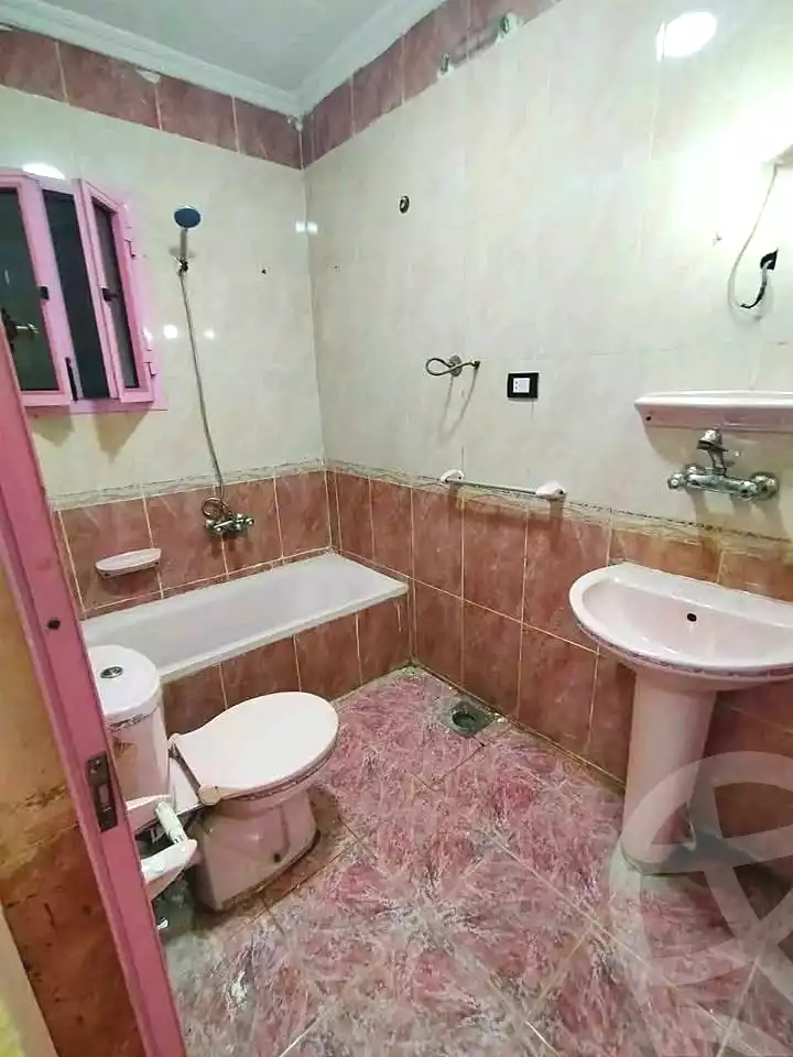 https://aqarmap.com.eg/en/listing/6826292-for-sale-alexandria-lsywf-el-falki