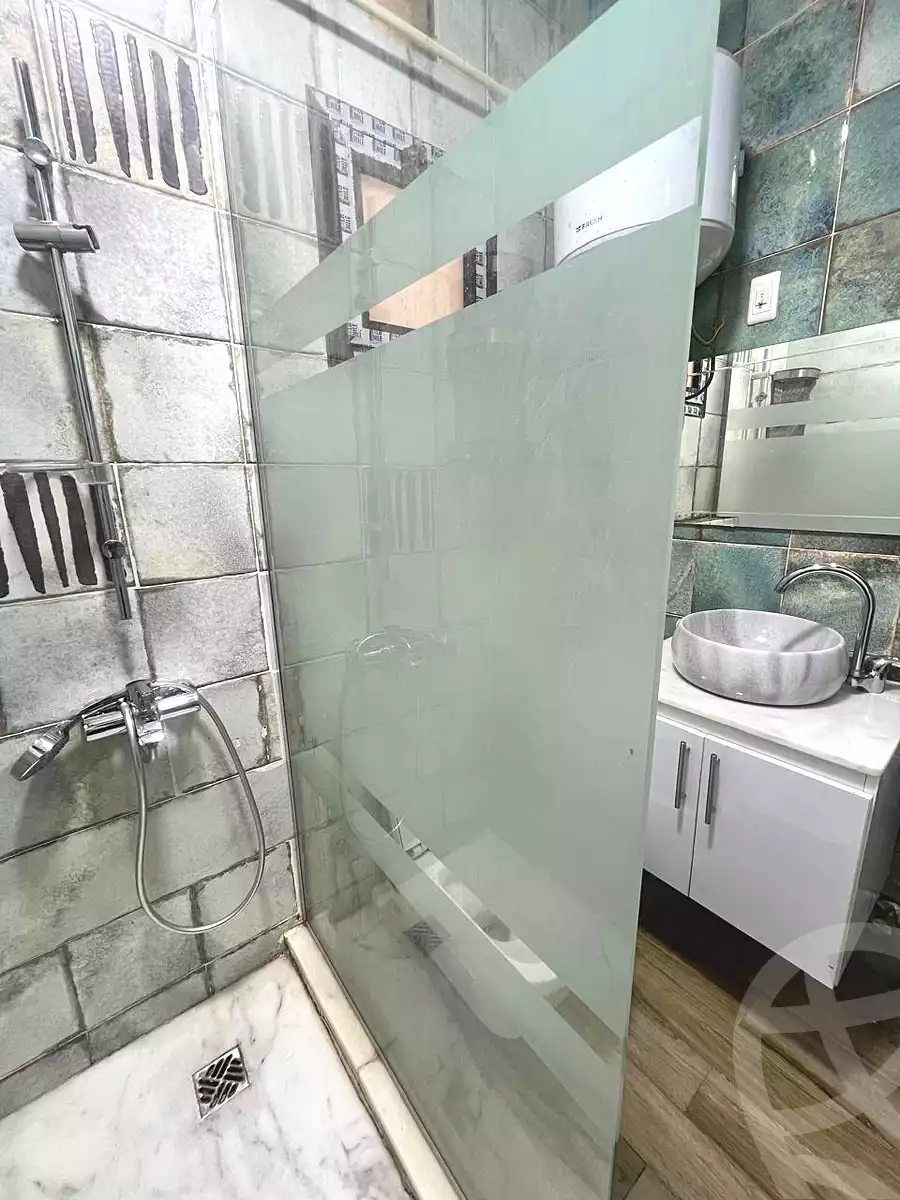 https://aqarmap.com.eg/ar/listing/6826335-for-rent-cairo-el-sheikh-zayed-city-compounds-kmbwnd-wn-16-swdyk
