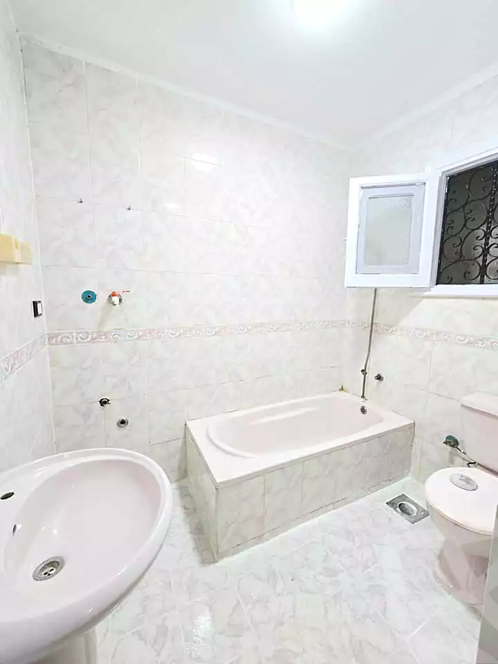https://aqarmap.com.eg/en/listing/6826573-for-sale-alexandria-l-jmy-shataa-el-nakheel