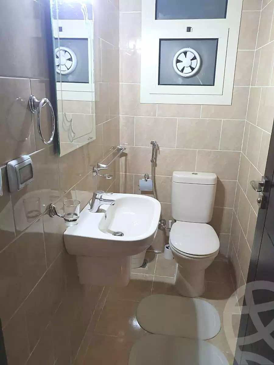 https://aqarmap.com.eg/en/listing/6827332-for-sale-cairo-el-sheikh-zayed-city-compounds-dh-drys