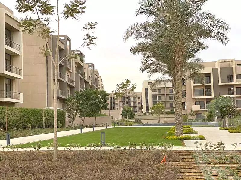 https://aqarmap.com.eg/en/listing/6827387-for-sale-cairo-new-cairo-compounds-fifth-square
