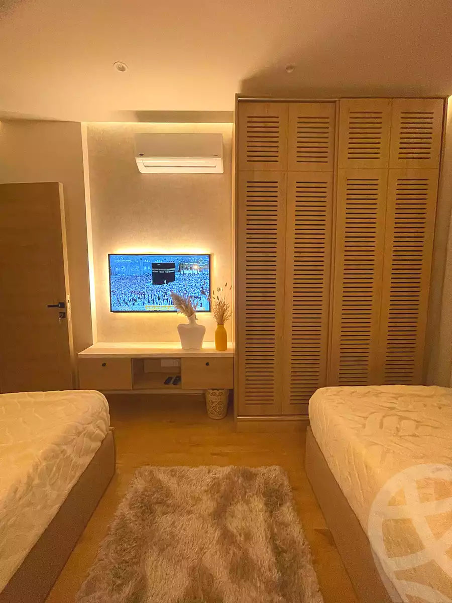 https://aqarmap.com.eg/ar/listing/6827570-for-sale-cairo-6th-of-october-el-hay-el-motamyz-first-touristic-village