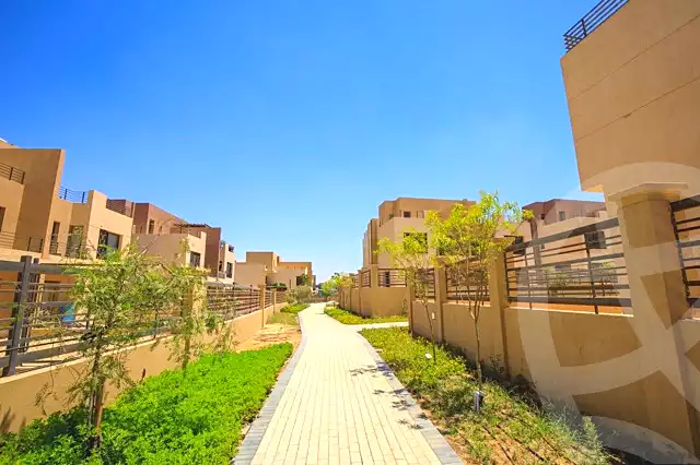 https://aqarmap.com.eg/en/listing/6827743-for-sale-cairo-el-sheikh-zayed-city-compounds-alma