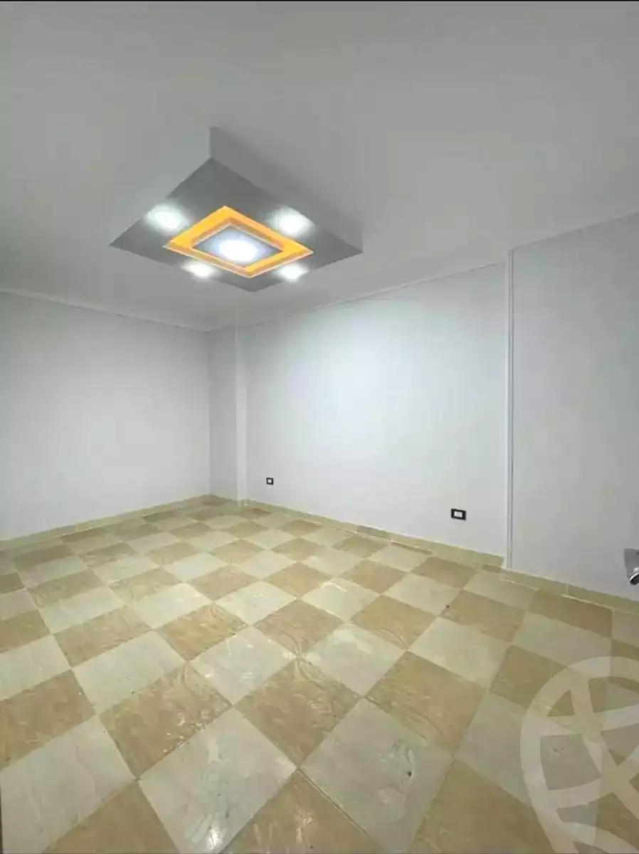 https://aqarmap.com.eg/ar/listing/6828468-for-sale-alexandria-el-asafra-shr-45