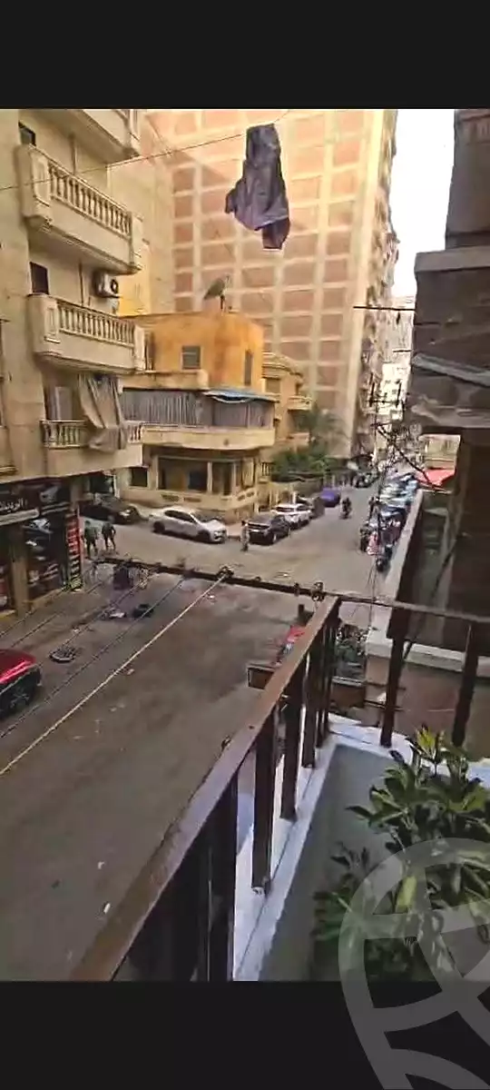 https://aqarmap.com.eg/ar/listing/6828784-for-sale-alexandria-sydy-bshr-sydy-bshr-bhry-amr-el-nogomy-st