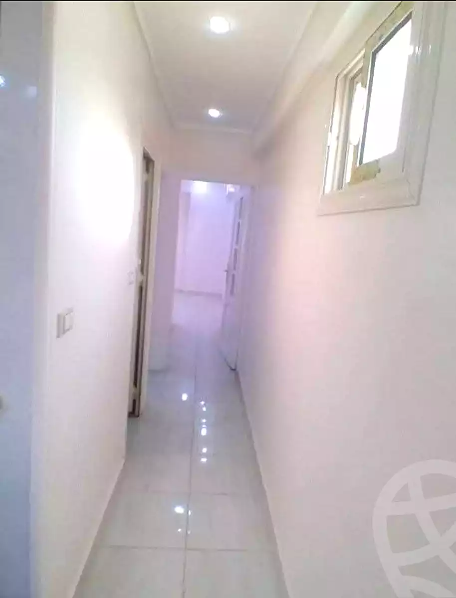 https://aqarmap.com.eg/ar/listing/6828845-for-sale-alexandria-sydy-bshr-sydy-bshr-bhry-khalil-hamada-st