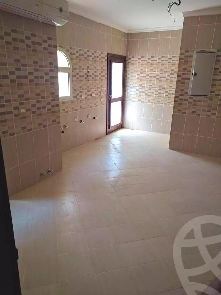 https://aqarmap.com.eg/ar/listing/6828926-for-rent-cairo-new-cairo-compounds-el-deyar-mokhabarat