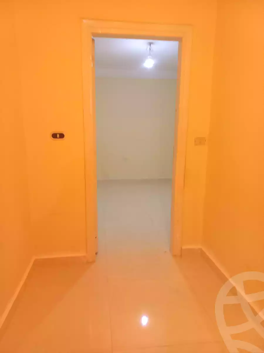 https://aqarmap.com.eg/ar/listing/6829298-for-rent-alexandria-zezenia-ibrahim-el-attar-st