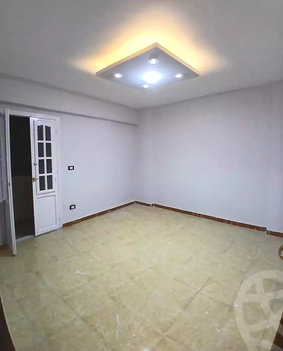 https://aqarmap.com.eg/en/listing/6829891-for-sale-alexandria-lsywf-el-falki