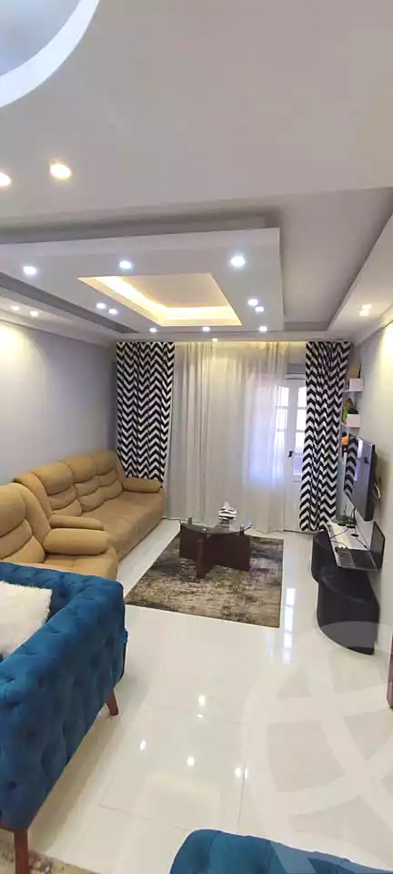 https://aqarmap.com.eg/ar/listing/6829966-for-sale-alexandria-sydy-bshr-sydy-bshr-bhry-shr-mhmwd-l-yswy