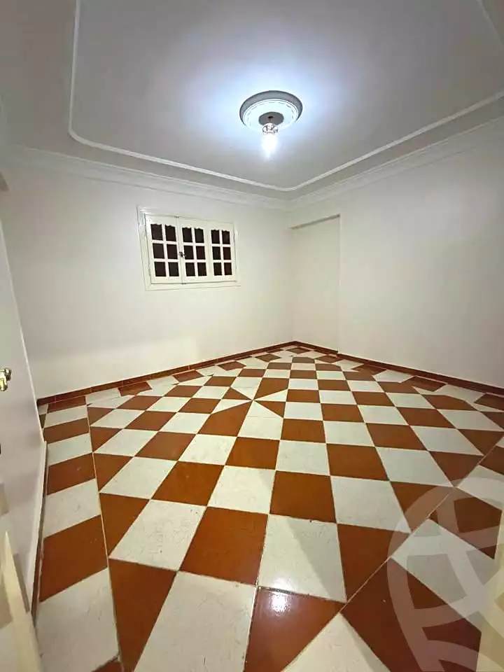 https://aqarmap.com.eg/ar/listing/6830023-for-sale-alexandria-el-asafra-shr-45