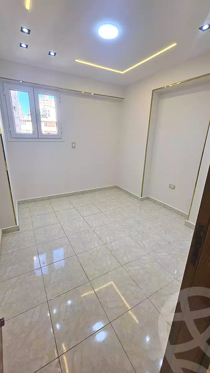 https://aqarmap.com.eg/en/listing/6830300-for-sale-alexandria-sydy-bshr-sydy-bshr-bhry-shr-mhmwd-l-yswy