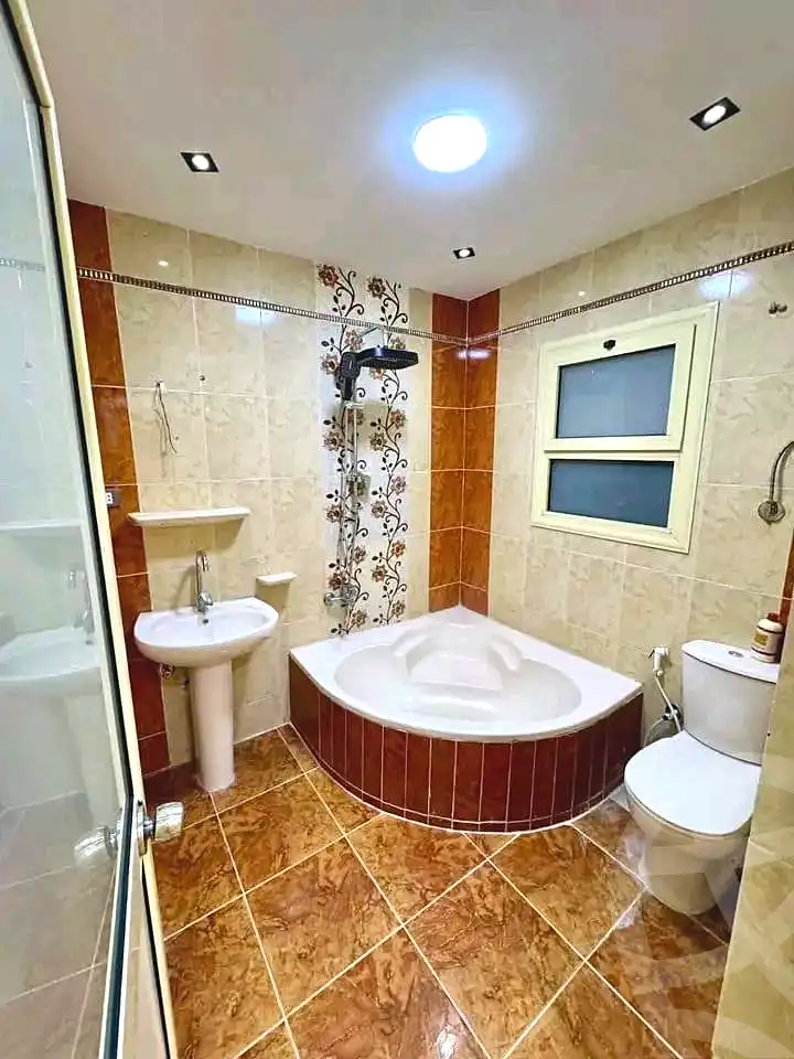 https://aqarmap.com.eg/ar/listing/6830397-for-sale-alexandria-sydy-bshr-sydy-bshr-bhry