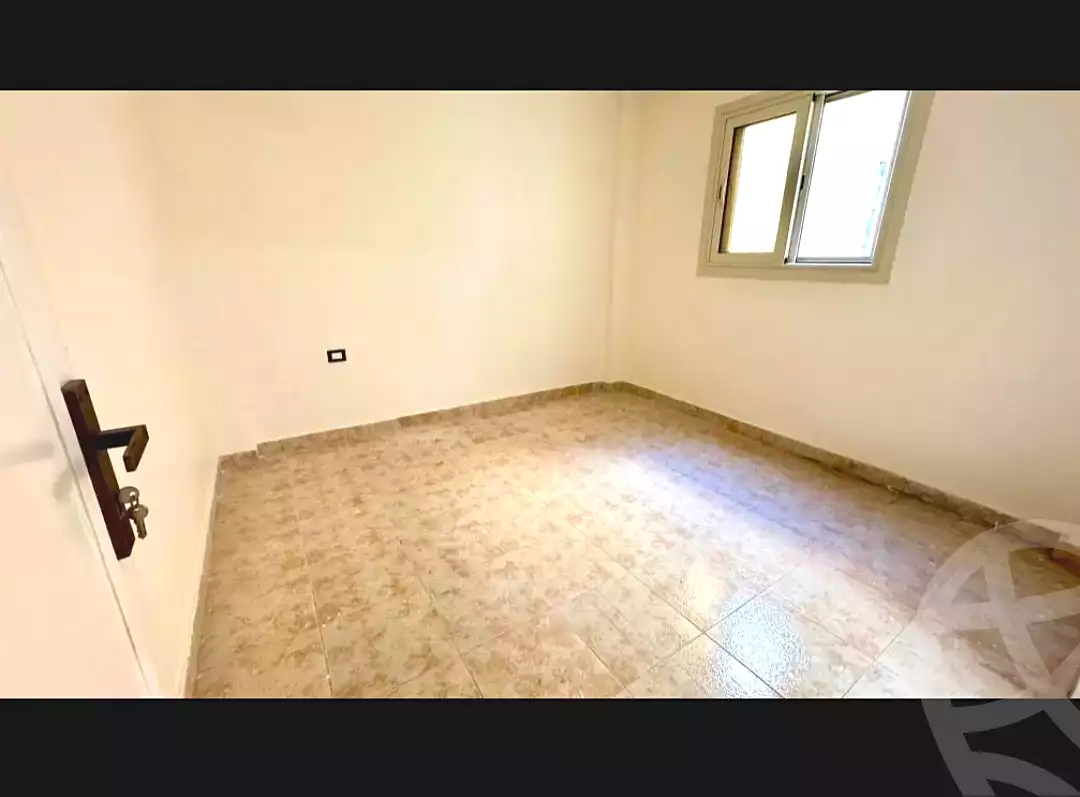 https://aqarmap.com.eg/ar/listing/6830805-for-rent-alexandria-ganaklis