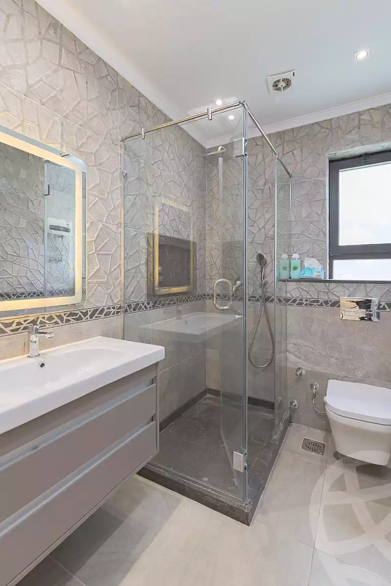 https://aqarmap.com.eg/en/listing/6830834-for-rent-cairo-new-cairo-compounds-lakeview-residence
