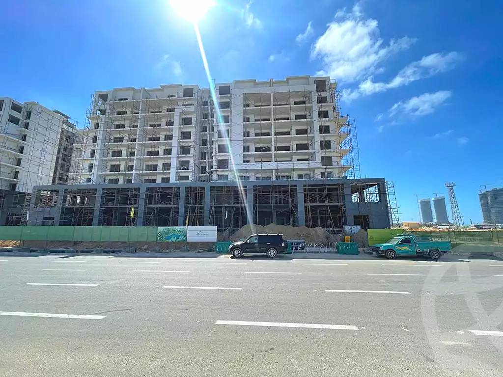 https://aqarmap.com.eg/ar/listing/6830976-for-sale-north-coast-new-alamein-mntj-t-l-lmyn-ljdyd-kmbwnd-mzryn