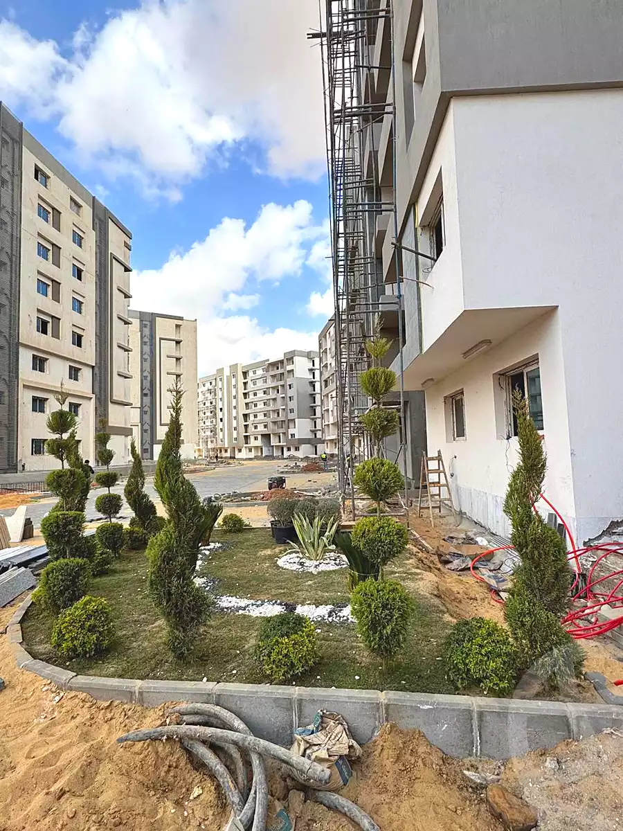 https://aqarmap.com.eg/ar/listing/6831071-for-sale-cairo-new-administrative-capital-mntq-lmstthmryn-kmbwnd-kbytl-hyts-2-lsfw-l-qry
