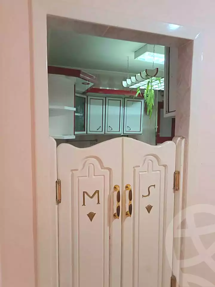 https://aqarmap.com.eg/ar/listing/6831097-for-sale-alexandria-ganaklis-el-arwam-church-st