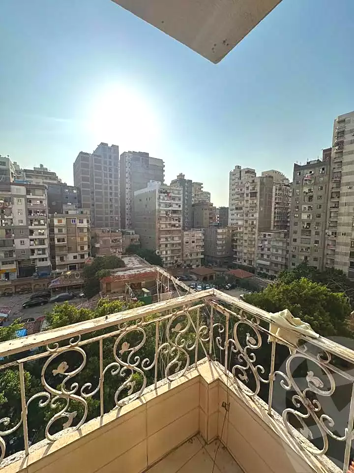 https://aqarmap.com.eg/en/listing/6831162-for-sale-alexandria-sydy-bshr-sydy-bshr-bhry-shr-mhmwd-l-yswy