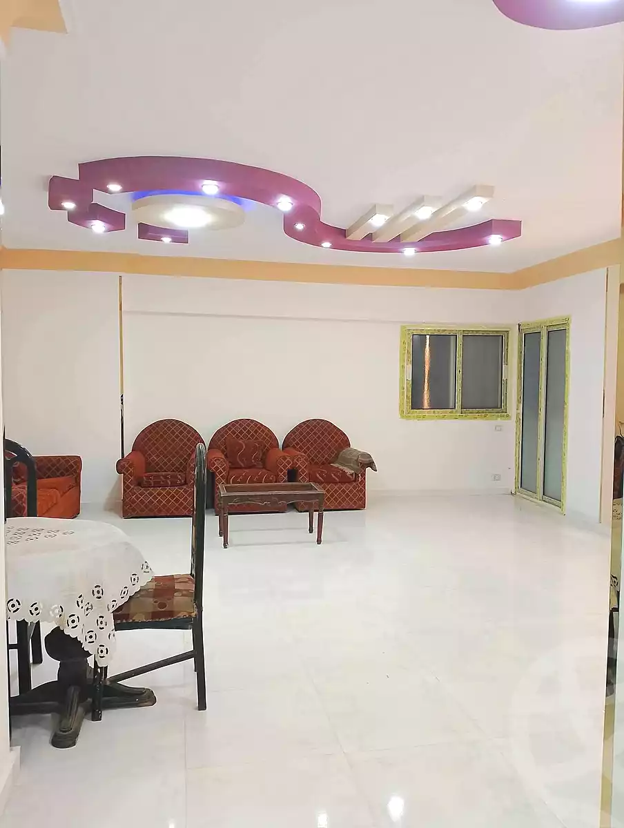 https://aqarmap.com.eg/ar/listing/6831516-for-sale-alexandria-el-asafra-l-sfr-bhry