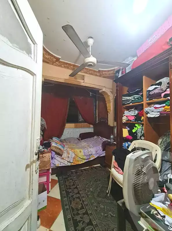 https://aqarmap.com.eg/ar/listing/6831596-for-sale-alexandria-sydy-bshr-sydy-bshr-bhry-gamal-abd-el-nasir-st