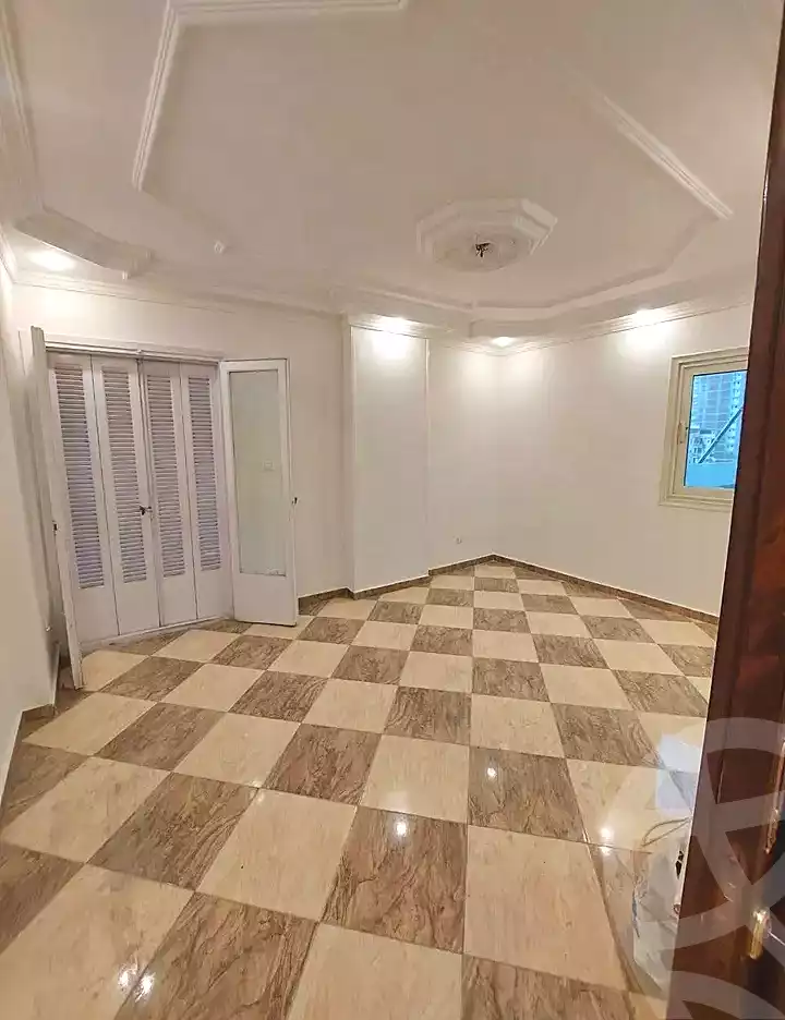 https://aqarmap.com.eg/en/listing/6831927-for-sale-alexandria-el-asafra-l-sfr-bhry