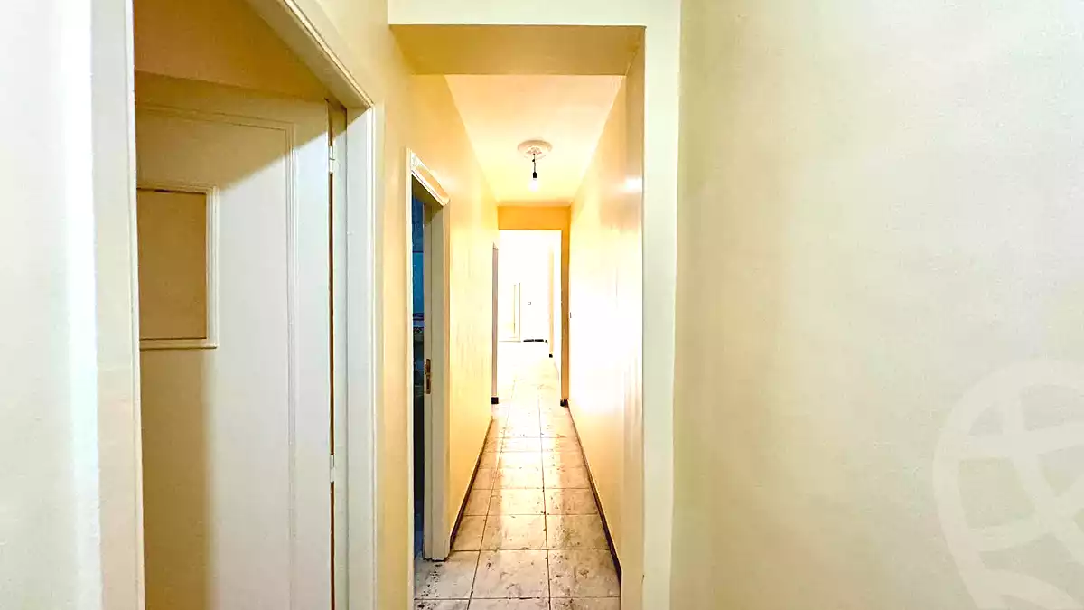 https://aqarmap.com.eg/ar/listing/6831965-for-rent-alexandria-ganaklis