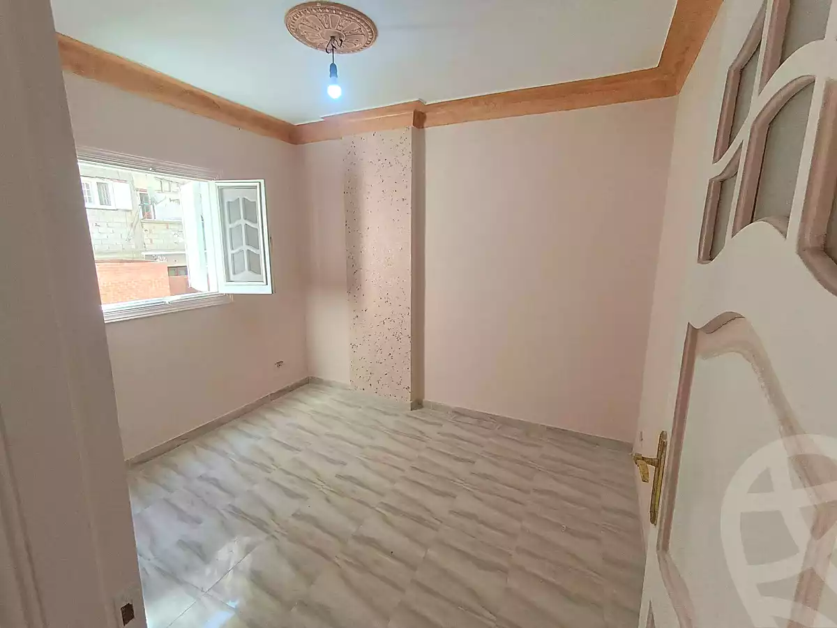 https://aqarmap.com.eg/ar/listing/6832336-for-rent-alexandria-l-jmy-bw-ywsf-el-forn-st
