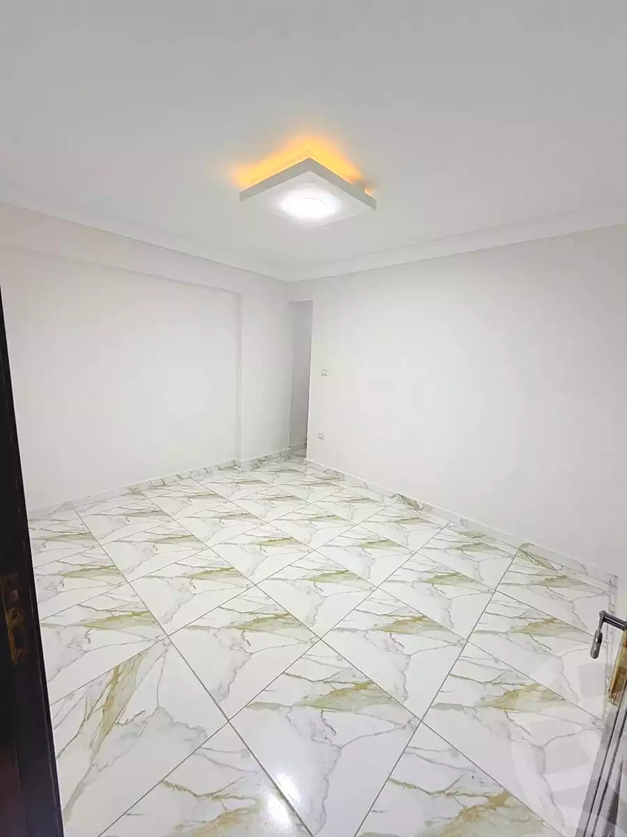 https://aqarmap.com.eg/ar/listing/6832613-for-sale-alexandria-lsywf-el-falki