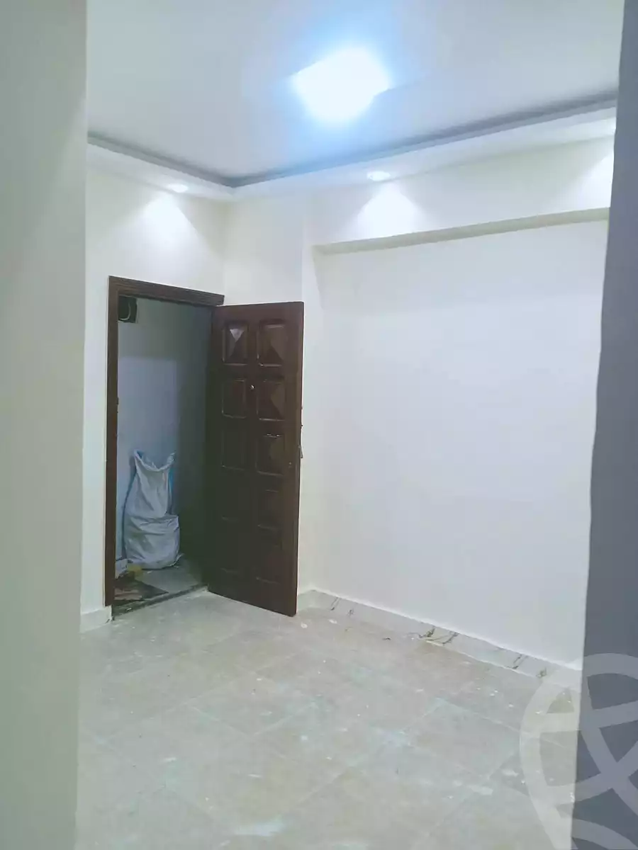 https://aqarmap.com.eg/ar/listing/6832648-for-sale-alexandria-alhadara-new-el-hadra
