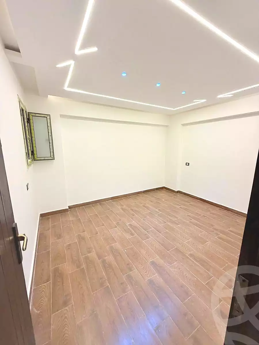 https://aqarmap.com.eg/ar/listing/6833209-for-sale-alexandria-lsywf-el-falki