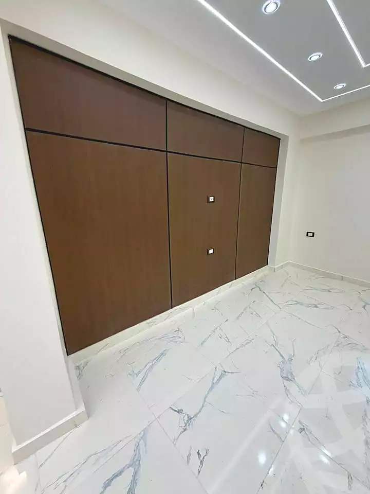 https://aqarmap.com.eg/ar/listing/6833217-for-sale-alexandria-l-jmy-lbytsh-shahr-al-assal-st