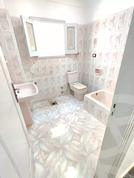 https://aqarmap.com.eg/en/listing/6833319-for-sale-alexandria-l-jmy-shataa-el-nakheel