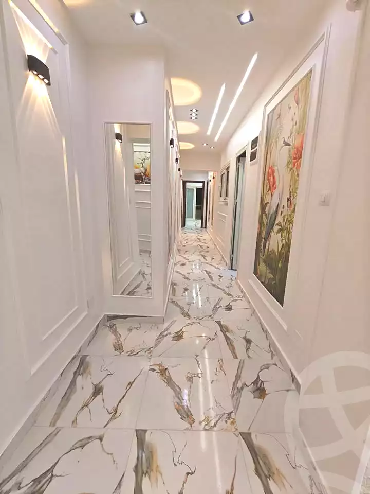 https://aqarmap.com.eg/ar/listing/6833465-for-sale-alexandria-el-asafra-l-sfr-bhry