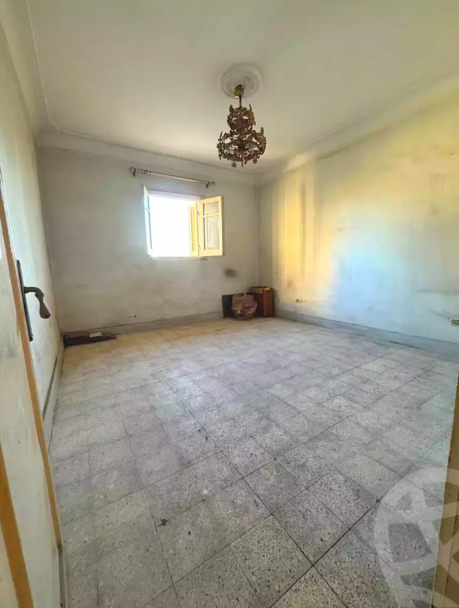 https://aqarmap.com.eg/ar/listing/6833578-for-sale-alexandria-sydy-bshr-sydy-bshr-qbly-hassan-refaat-st