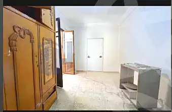 https://aqarmap.com.eg/ar/listing/6833947-for-sale-alexandria-sydy-bshr-sydy-bshr-bhry-gamal-abd-el-nasir-st